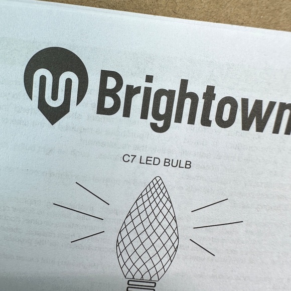 New Red C7 LED Faceted Replacement Christmas Bulb Light E12 Base 120V Box of 25 - Picture 4 of 4